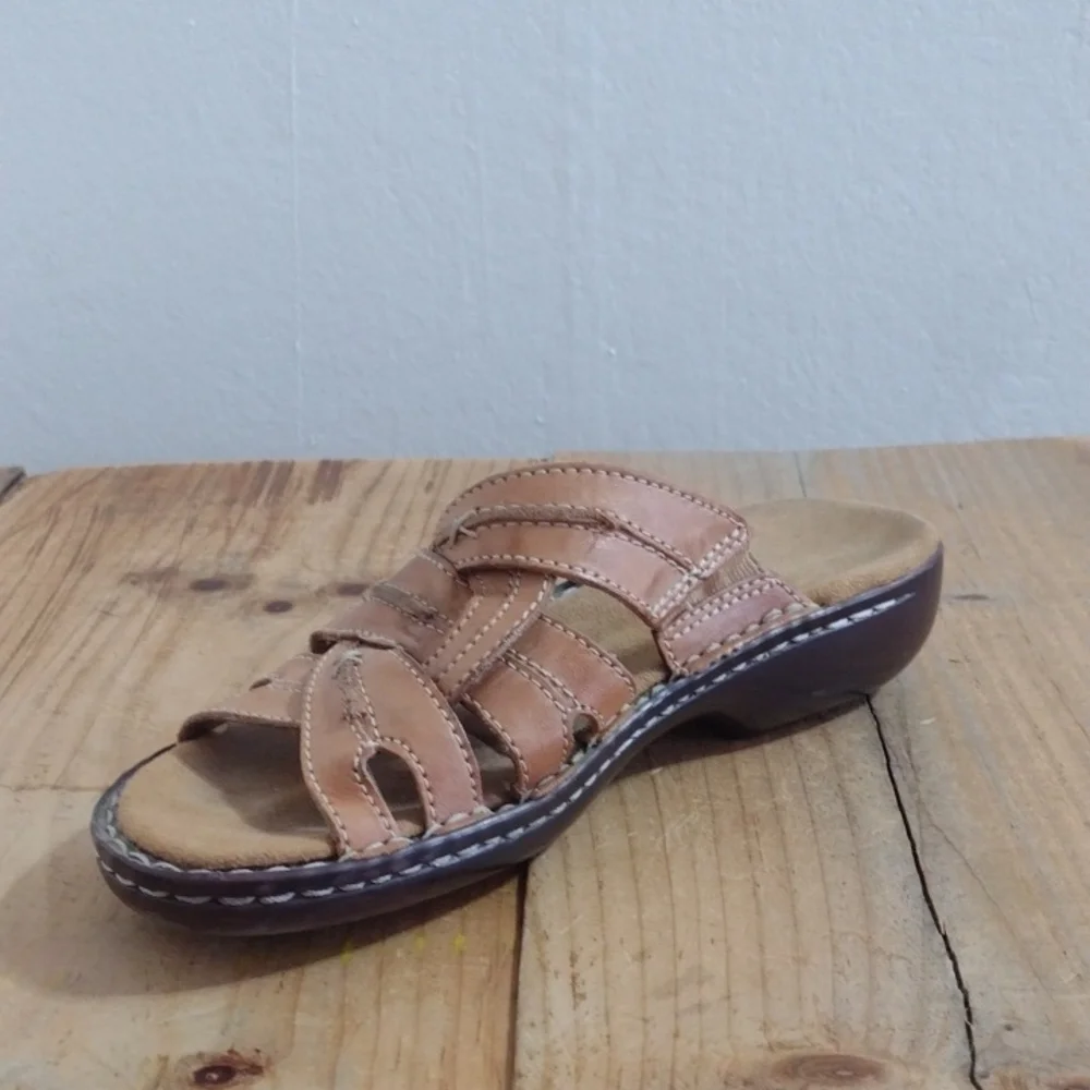 Naturalizer Teles Tan Leather Slip On Sandals Szie 8M